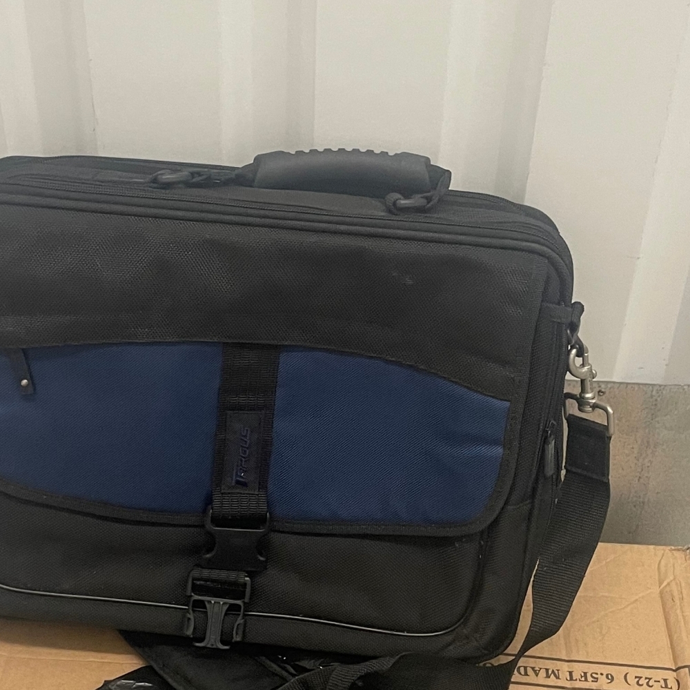 Unisex  Blue/Black briefcase with handle strap